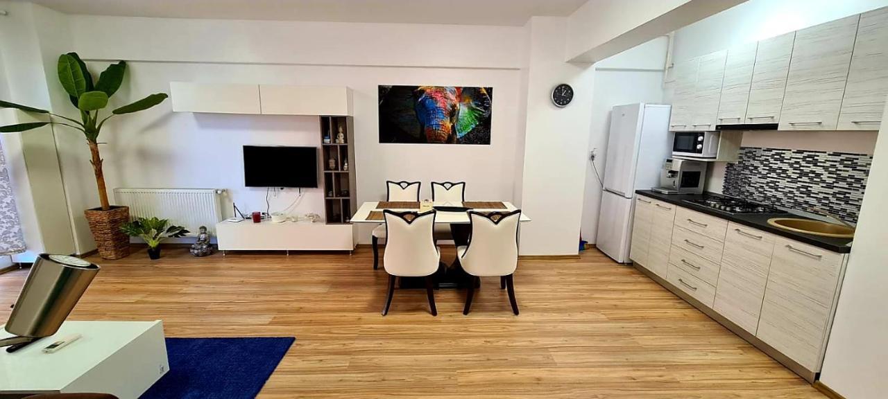 Ferienwohnung Apartament Mamaia Central Lac Siutghiol 2 Exterior foto
